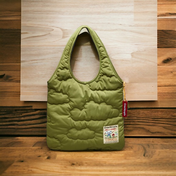 Coach "Coachtopia" Loop Quilted Cloud Tote - Picture 11 of 11